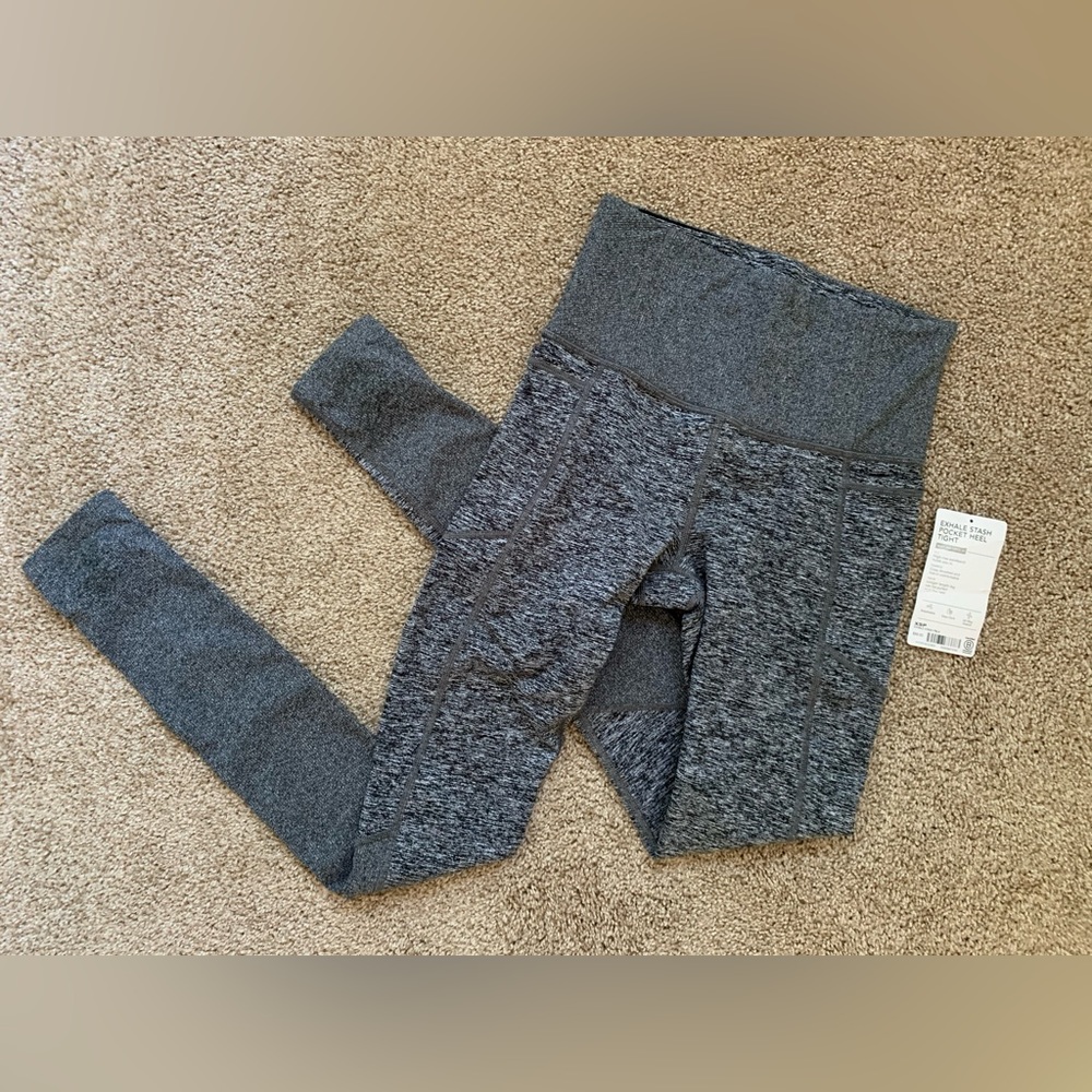 NWT Athleta Exhale Stash Pocket Heel Tight